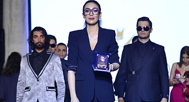 ERKEK GİYİMİNDE ÇIĞIR AÇAN TASARIMCI: İLAYDA EMİR