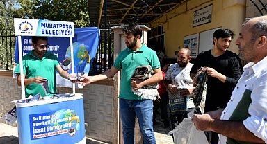 Muratpaşa, perlatör dağıtımına devam ediyor