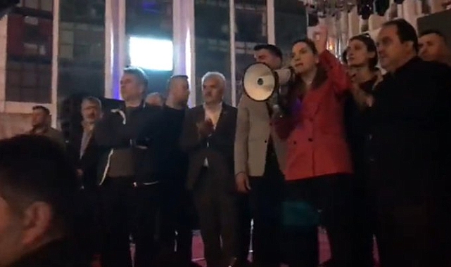 Esenyurt'taki festivalde 'MHP' gerginliği: Milletvekili Erdem, 'azdan az, çoktan çok!' dedi