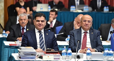 İYİ Parti'li Behiç Çelik bütçe komisyonunda konuştu: Devlette liyakat lazımdır