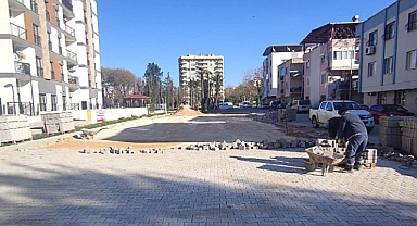 BAYRAKLI’DA KİLİT PARKE SEFERBERLİĞİ!