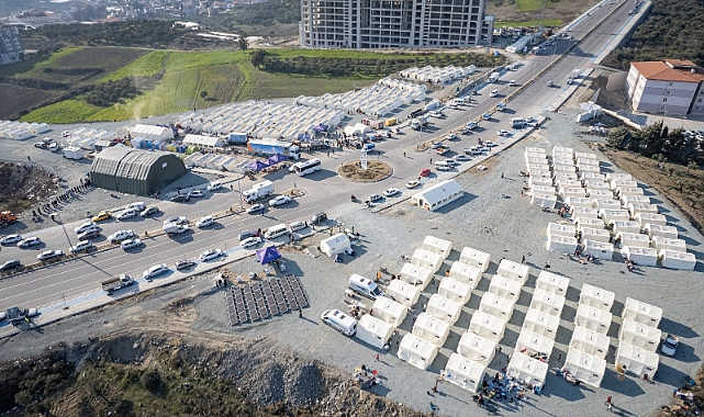 İZMİR BÜYÜKŞEHİR BELEDİYESİ YAŞAM ALANI HATAY'DA DEPREMZEDELERİN HİZMETİNDE