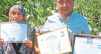 4 diplomalı muhtar, 5. üniversitesini okuyor.