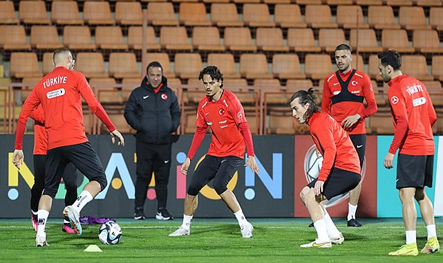 A Milli Futbol Takımı, Republican Stadyumu’nda çalıştı