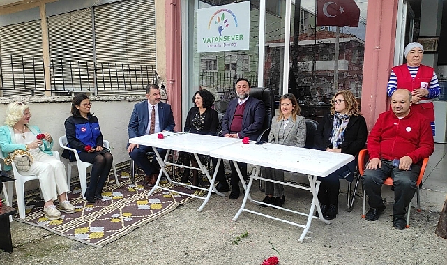 AK Parti İzmir Milletvekili Cemal Bekle; ‘’Attığımız tüm adımda kadınlarımızın mağduriyetlerini gidermeye önem verdik’