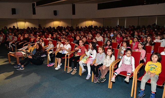 Balçova’da Tiyatro Haftası Kutlandı