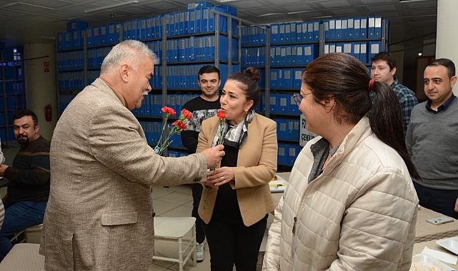 Başkan Tekin, Kadınlar Günü’nü kutladı