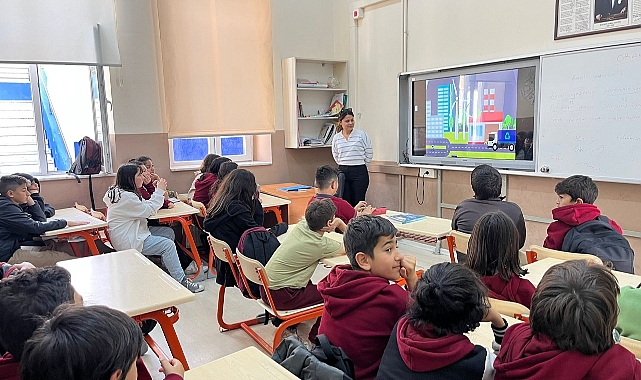 BELEDİYE EKİPLERİ BİLİNÇLİ NESİLLER İÇİN HAREKETE GEÇTİ