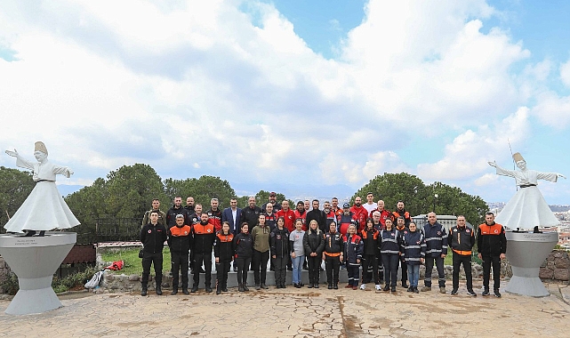 BUCA'DA DEPREMİN GERÇEK YÜZÜ TARTIŞILDI