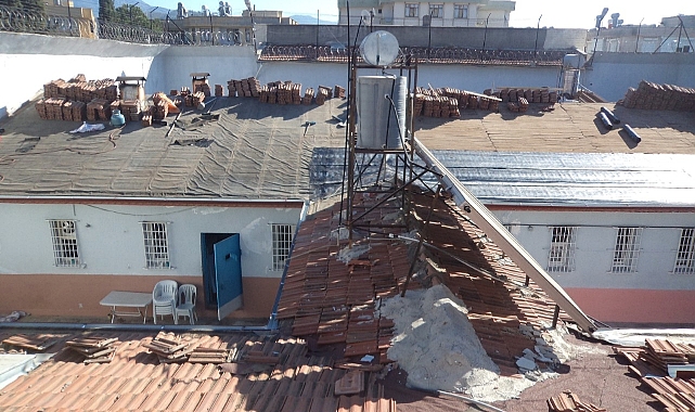 Bunu da gördük:  Mahkum, yattığı cezaevinin ihalesini aldı!