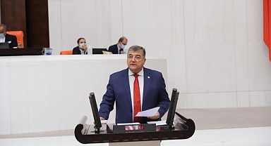 CHP’li Sındır, ‘Afet Yeniden İmar Fonu’nda insan yok, beton var!”