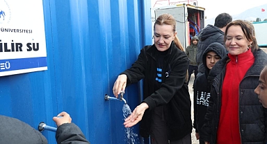 DEÜ'NÜN DEPREM DESTEĞİ MALATYA'DA SÜRÜYOR: BÖLGEYE İKİ AYRI SU ARITMA TESİSİ DAHA KAZANDIRDILAR