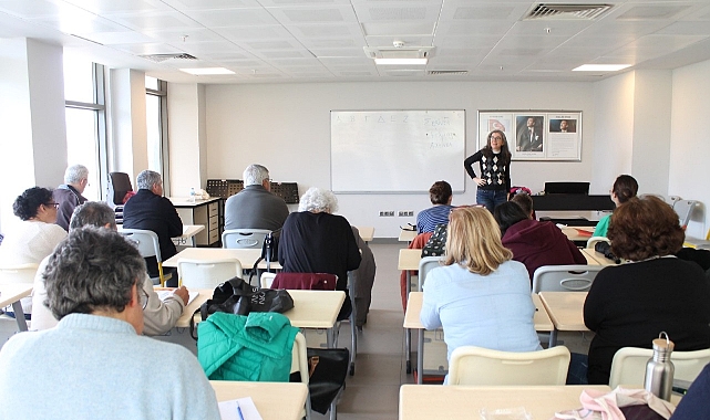 " EFES SELÇUK DÜNYA DİLLERİ İLE BULUŞUYOR "