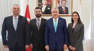 Egeli genç araştırmacıların TÜBİTAK başarısı devam ediyor.