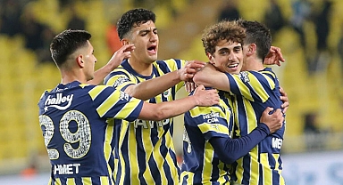 Fenerbahçe'nin genç oyuncuları, Zenit maçında gönülleri fethetti! A takım için Emir Ortakaya modeli uygulanacak