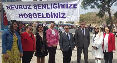 Foça'da Nevruz Çoşkusu