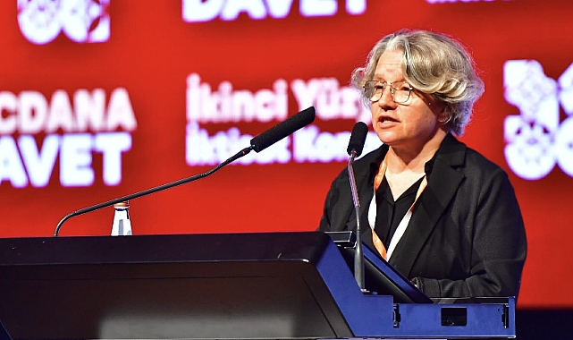 Foggo: "Yoksulluğu bitirecek tek şey yoksullukla mücadele edenleri dinlemek"