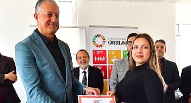 Geleceğini Kuran Genç Kadınlar sertifikalarına kavuştu