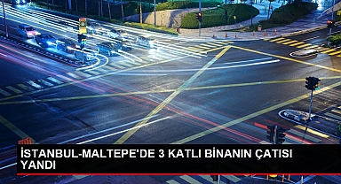 İSTANBUL-MALTEPE'DE 3 KATLI BİNANIN ÇATISI YANDI