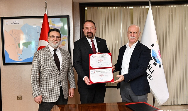 İzmir’de TSE’den Kalite Belgesi Alan İlk Belediye; Çiğli