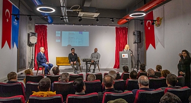 İzmir Gazeteciler Cemiyetin'den internet haber siteleri için panel