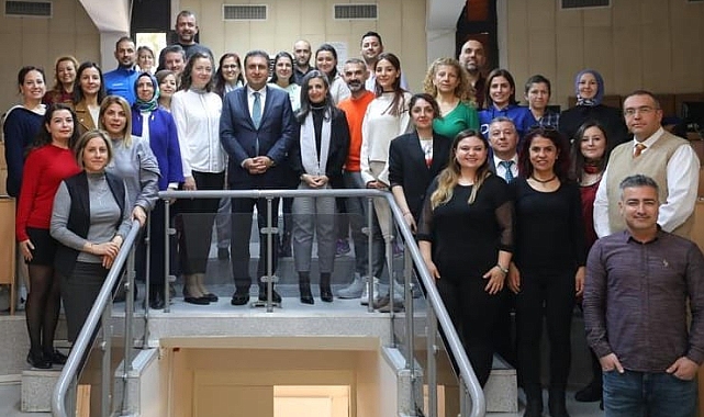 İzmir Yönetici Öğretmen Eğitimi Projesi (İZYÖP) Kapsamında Gerçekleştirilen “SPSS ile İstatistiki Veri Analizi Eğitimi