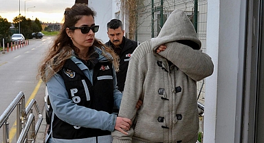 'Kamu görevlisiyim, işe aldıracağım' yalanıyla dolandırdı