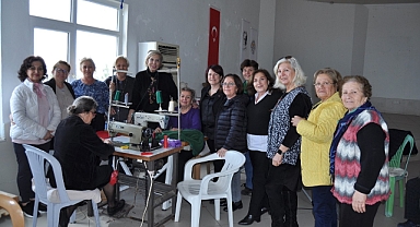 Karaburun Dayanışması Kadın Emeğiyle Geleceği ‘Dokuyor’