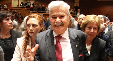 Komünist Osman belgesel oldu.