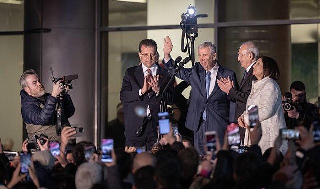 Mansur Yavaş'tan yeni sosyal medya hesabı adımı! "Yönetim anlayışımız gereği" diyerek paylaştı, o detay dikkat çekti...