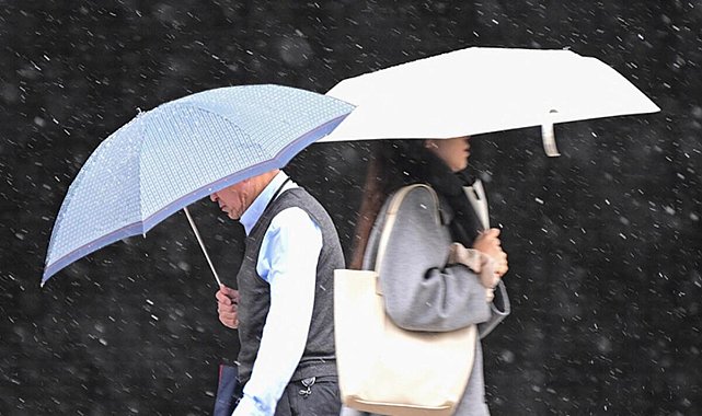 Meteoeoloji'den 29 kente hava durumu uyarısı! Sağanak ve fırtına geliyor