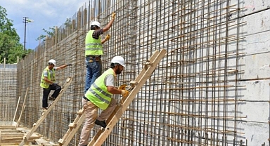 Muratpaşa'da yeni binalarda 'perde beton' uygulaması zorunlu hale getiriliyor