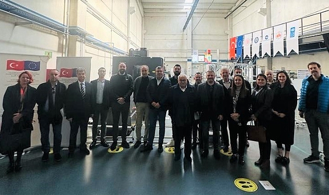 PLASTİK SANAYCİLERİ MODEL FABRİKA'YI ÇOK BEĞENDİ