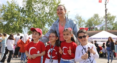 23 Nisan Efes Selçuk'ta neşe içinde kutlandı