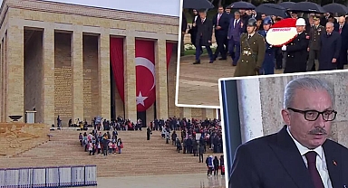 23 Nisan kutlu olsun! Anıtkabir'e ziyaretçi akını...