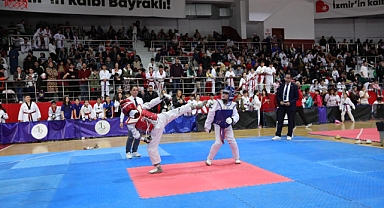 23 Nisan şenliklerine özel şampiyona - Bayraklılı tekvandoculardan 7 madalya