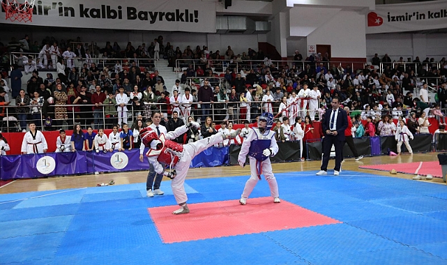 23 Nisan şenliklerine özel şampiyona - Bayraklılı tekvandoculardan 7 madalya