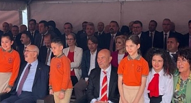 24 Nisan 2023 İzmir'de AK Parti ve CHP arasında protokol atışması