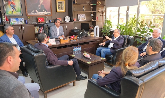 AK Partili Sürekli, Tireli ve Bayındırlılarla buluştu  “20 yıldır her sözümüzü hep tuttuk, şimdi ise şahlanma zamanı”