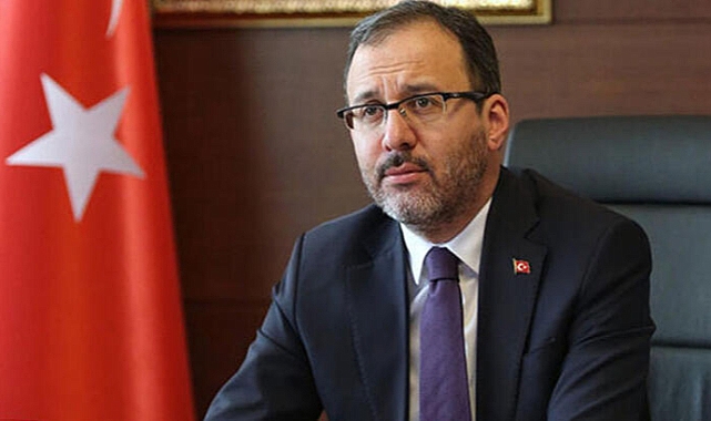 BAKAN KASAPOĞLU, HEMŞEHRİ DERNEKLERİ ÜYELERİ İLE İFTAR YAPTI