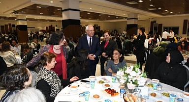 Başkan Selvitopu: Modern Karabağlar'ı hep birlikte yaratacağız