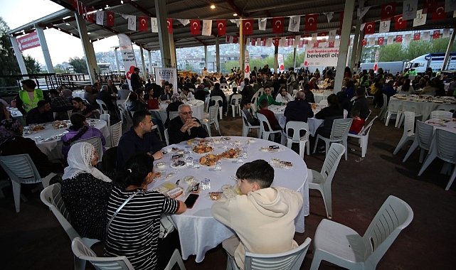 Bayraklı’da Halil İbrahim Sofrası kuruldu!