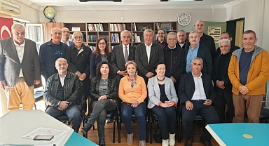 CHP İzmir 2. Bölge milletvekili adayı Altan İnanç, Bornova Giritli ve Mübadiller Derneği ziyareti