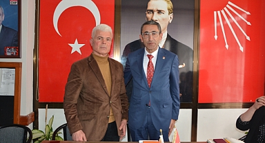 CHP'Lİ ÖZGÜR ALİ KARADUMAN 2'NCİ BÖLGEYİ KARIŞ KARIŞ GEZİYOR
