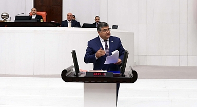 CHP’li Sındır, “Ağız ve Diş Sağlığı Teknikerleri kadro bekliyor!”