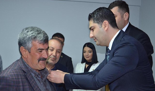 İYİ Parti'den 200 kişi MHP'ye katıldı