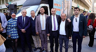 İZMİR MİLLETVEKİLİ EDNAN ARSLAN’DAN BAYRAM MESAJI: “15 MAYIS GÜNÜ YENİ BİR BAYRAMA UYANACAĞIZ.”