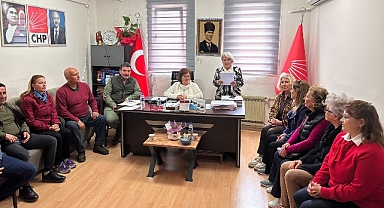KADINLARIN BELEDİYELERDE SEÇME VE SEÇİLME HAKKI KAZANMASI NIN 93. YILI FOÇADA ANILDI