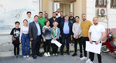 Karşıyaka Belediye Başkanı Cemil Tugay ve Milletvekili Adayı Hacer Foggo Örnekköylüler İle Bayramlaştı