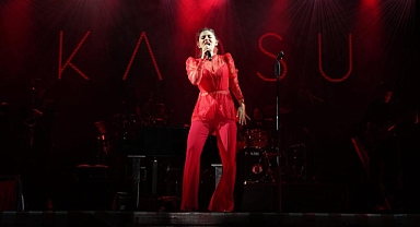 Karsu Alaçatı’yı mest etti